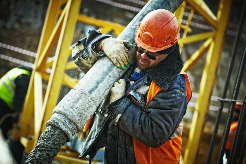 worker with pipe